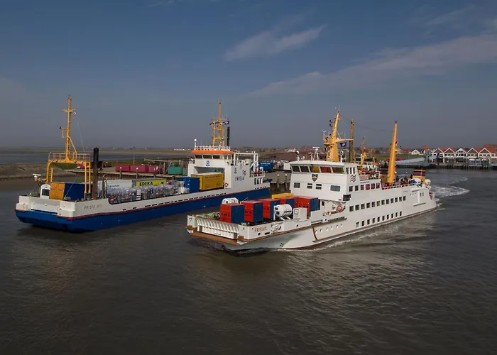 Strandhuus 別荘 ユイスト